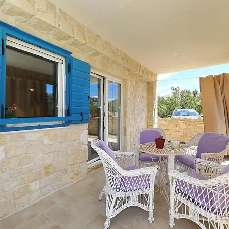 Antica Apartment